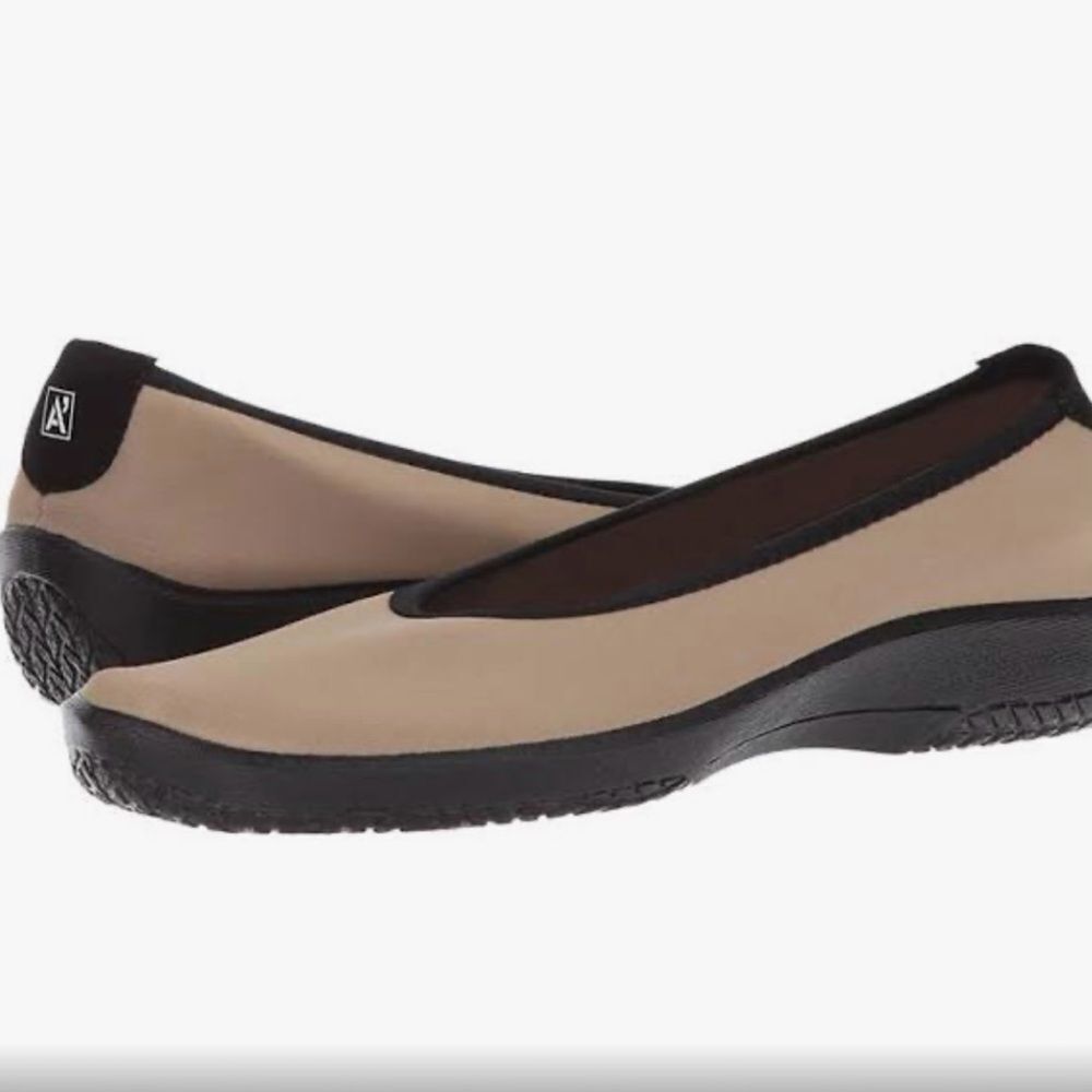 LOLITA BY ARCOPEDICO BALLET FLAT, TAUPE, SZ 42